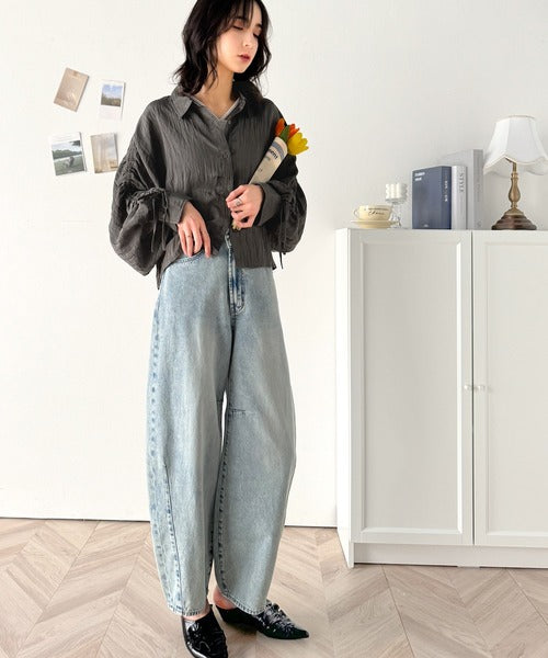 上品な抜け感と自由なアレンジ叶う。2wayカラー袖シャーリングシアー素材シャツブラウス（長袖） ce1010342