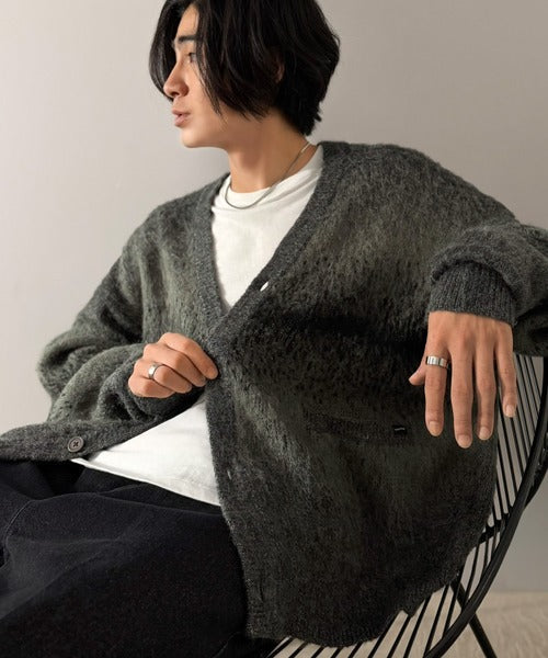 グラデーションボーダー柄Vネックニットカーディガン／Gradient Stripe V-Neck Cardigan co1150120