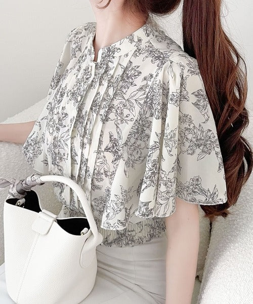 【mily bilet】上品で大人かわいい。花柄ピンタックフレア袖ブラウス mi1139026