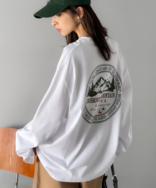 《JaVaジャバコラボ》程よいストリート感で幅広いスタイルにマッチ。 綿100%アドベンチャーマウンテンTシャツ（長袖） jo1150068