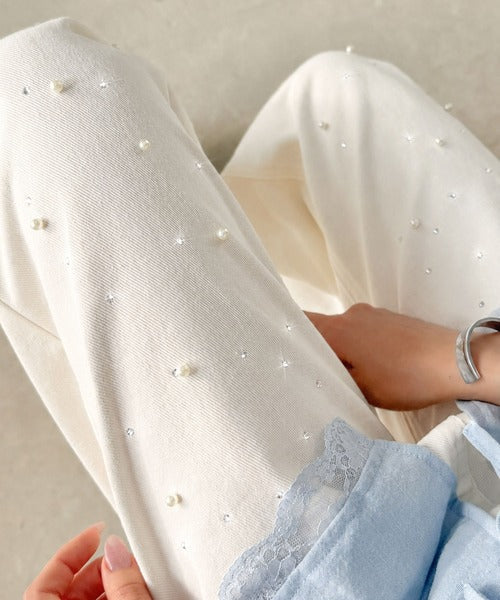 【mily bilet】カジュアルにきらめきを。パールビジューワイドストレートデニムパンツ mi1419001