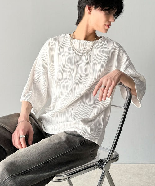涼しくキマる、大人のリラックス。オーバーサイズウェーブ柄ジャガード半袖Ｔシャツ（メンズ） cm1010429