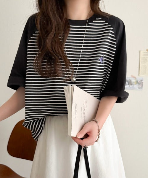 《JaVaジャバコラボ》お洒落迷子の救世主。綿100％胸刺繍ラグラン配色ボーダーTシャツ jv1260558
