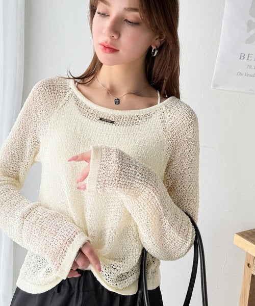 【mily bilet】大人かわいい肌見せを叶える。プレートデザイン前後2WAYメッシュ編み肩リボンニットプルオーバー（長袖） mi1259014