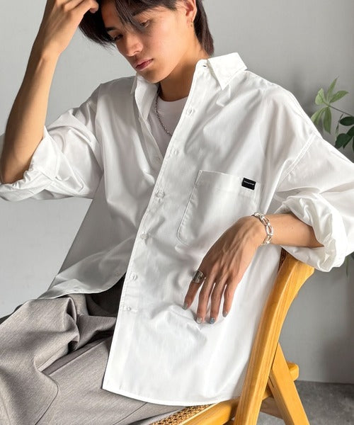 【Classical Origin】ゆとりを着る。ネーム付き胸ポケットビッグシャツ（長袖）/Brand name & chest pocket long sleeved big shirt ao1110147