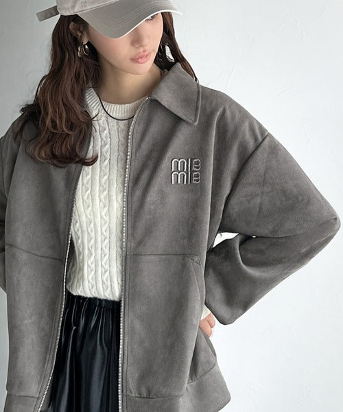 【mily bilet】柔らかタッチで上品見え◎立体刺繍デザインスエードポンチ素材ダブルジップアウター mi1359028