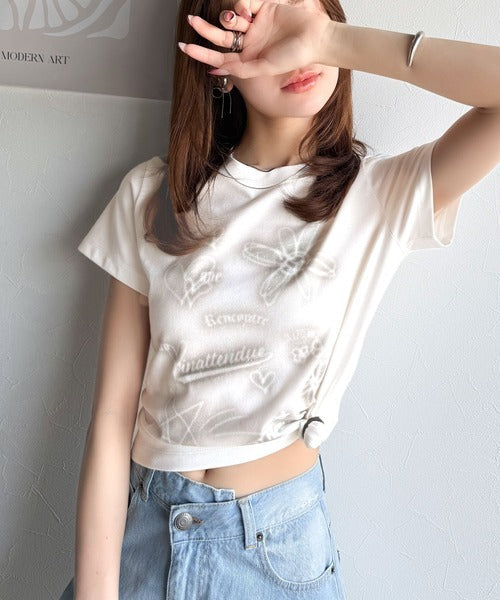 【mily bilet】大人可愛い最旬プリント柄。スプレーライクプリントコンパクトTシャツ（半袖） mi1329024