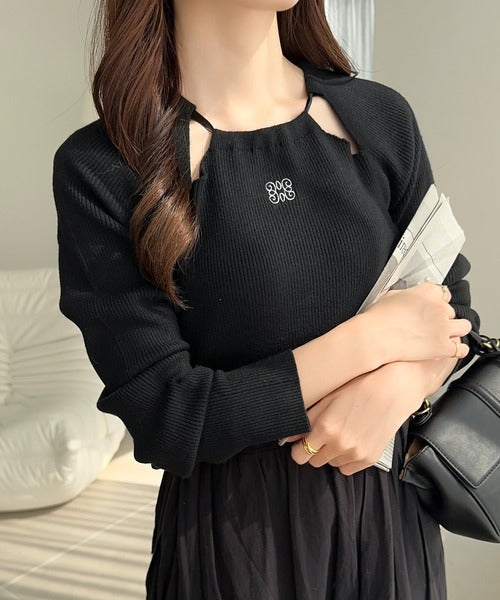【mily bilet】程よい甘さと女性らしさを演出。テープリボン使い胸刺繍ニットプルオーバー mi1029082