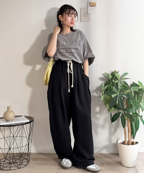 《JaVaジャバコラボ》色褪せで魅せる、ラフな品格。綿100％前後２WAYアシッド刺繍ユルTEE（半袖） jv1260544