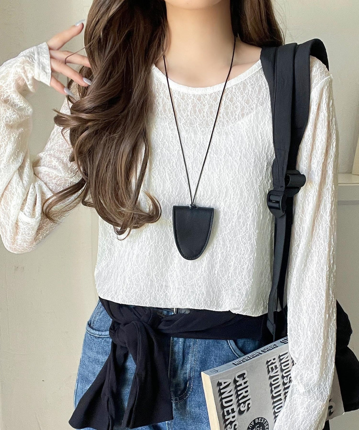 ほどよい透け感が大人上品。総柄シアーレーストップス(長袖) ce1010488