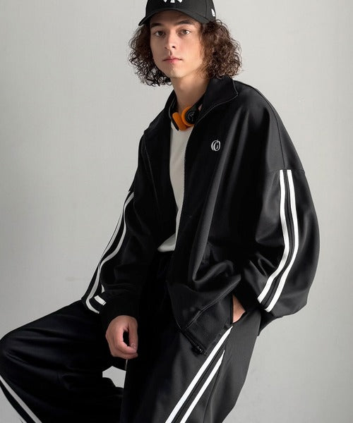 【Classical Origin】「ありそうでない。」サイドラインドルマンハイネックトラックジャケット／Side Lines Dolman High-Neck Track Jacket co1150048