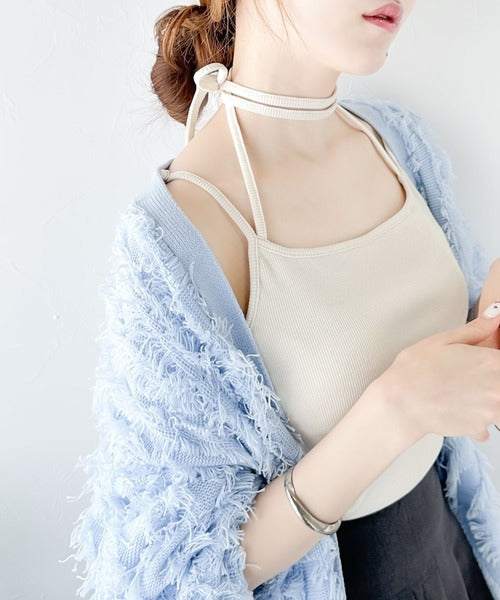 【mily bilet】大人レディを演出する万能item。チョーカーリボン使いカップ付きキャミソール mi1019045