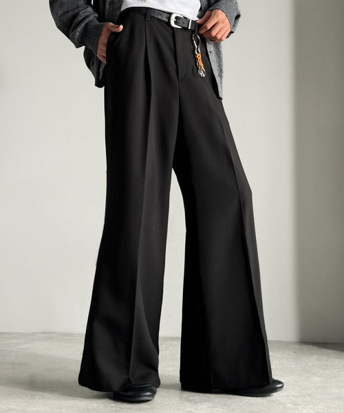 【Classical Origin】「美しい落ち感。」 ワンタックセンタープレスフレアスラックス／One-tuck center-pressed flared slacks co1150042