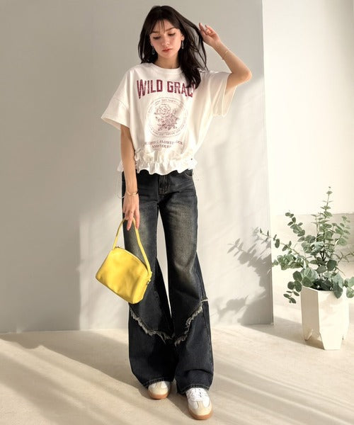 【mily bilet】甘辛バランスが叶う！綿100％ゆるシルエット裾ドロストフリルプリントTシャツ mi1329075