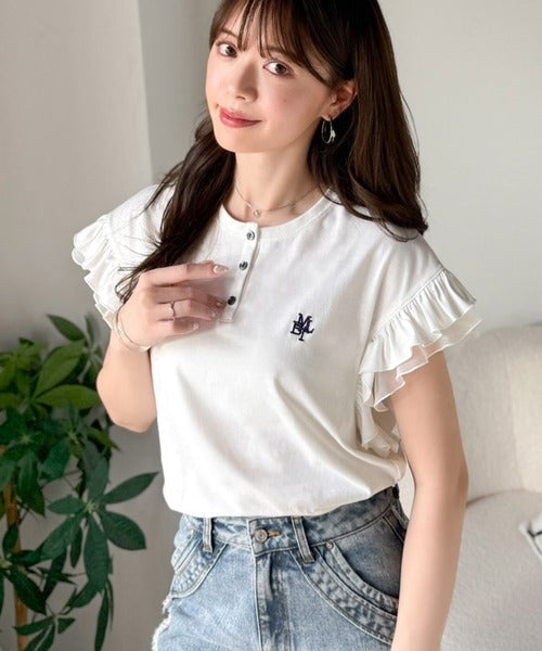 【mily bilet】ふわっと華やか、でも凛と。袖フリルコンパクトTシャツ mi1329092