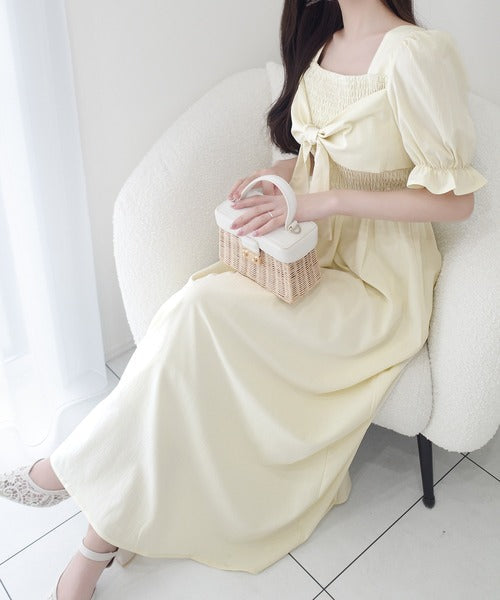 【mily bilet】大人エレガントを演出する。ビッグリボン使いシャーリングワンピース（ロング丈） mi1139079