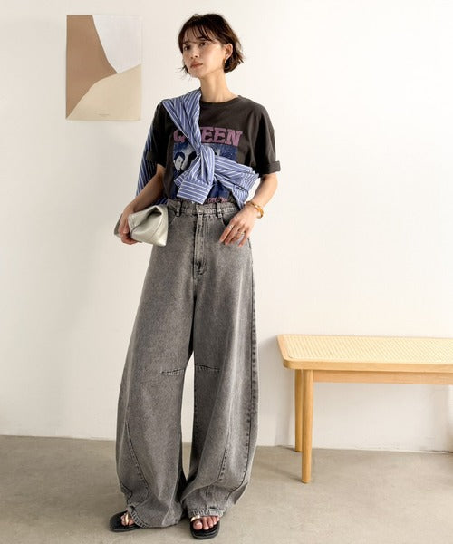 《JaVaジャバコラボ》ゆるっと可愛い、最旬シルエット。バレルレッグワイドカーブデニムパンツ jv1400004