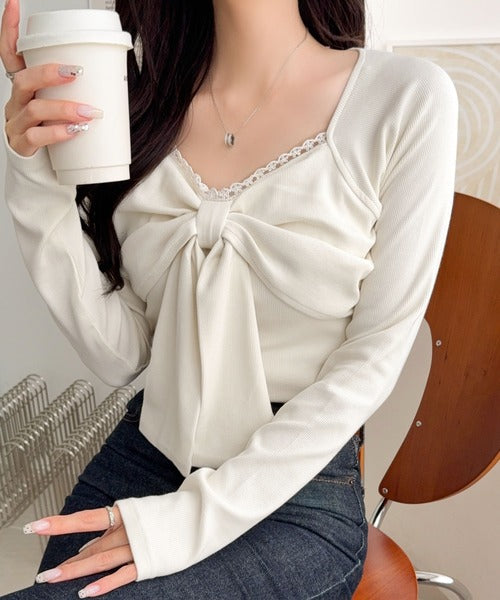 【mily bilet】一枚でときめく、主役級ビッグリボン×繊細レースで大人ガーリーに♪リボンレーストップス（長袖） mi1019160