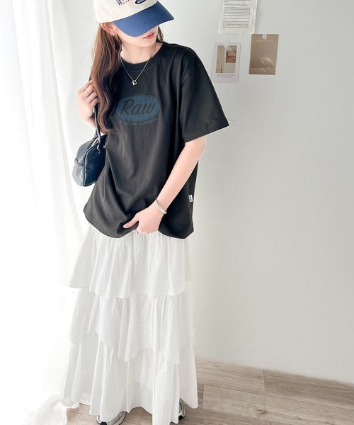 レトロムードが際立つ。綿100%オーバルロゴTシャツ mo1310042