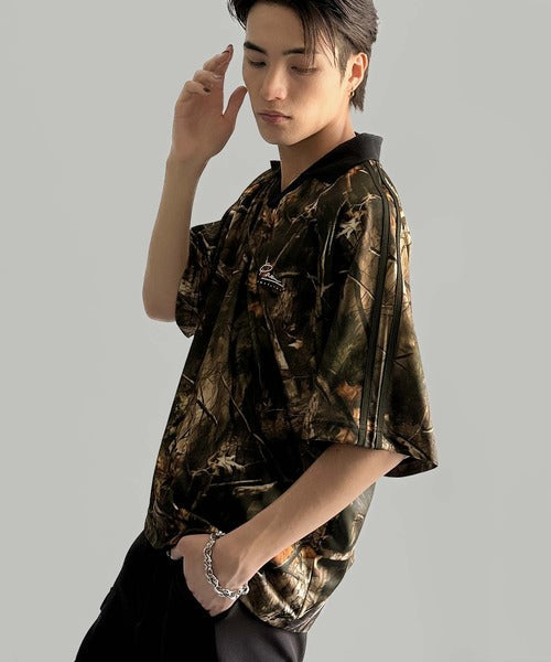 《JaVaジャバコラボ》ラインストーン使い総柄ゲーム半袖Tシャツ jo1150023