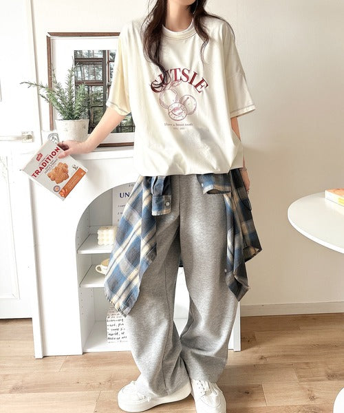 毎日のスタイルを楽しく彩る。前後2way裾ドロストフルーツグラフィックTシャツ ce1050269