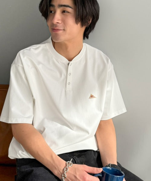 《JaVaジャバコラボ》【接触冷感機能付き】汗ばむ時期も触れた瞬間ひんやり心地よく！ヘビーウェイト素材 裾ドロスト付き リングドット釦 ヘンリーネックTシャツ jo1320006