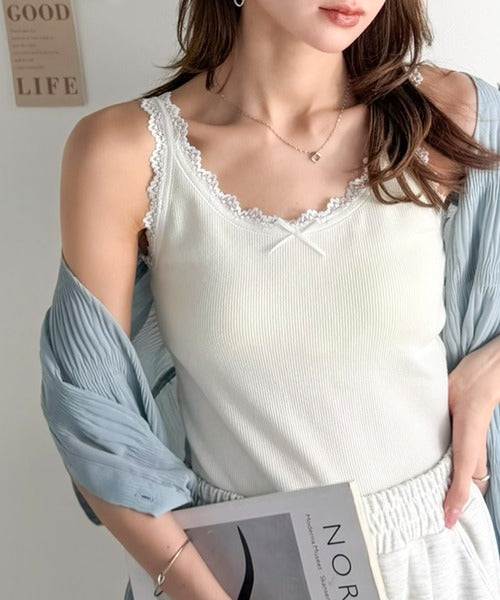 【mily bilet】大人女子の日常に、さりげないスパイスを。 バイカラーテレコレースキャミソール mi1329083