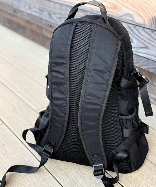 《Javaジャバコラボ》幅広いシーンで大活躍！ミックスロープ使い多ポケットリュック jv1159016