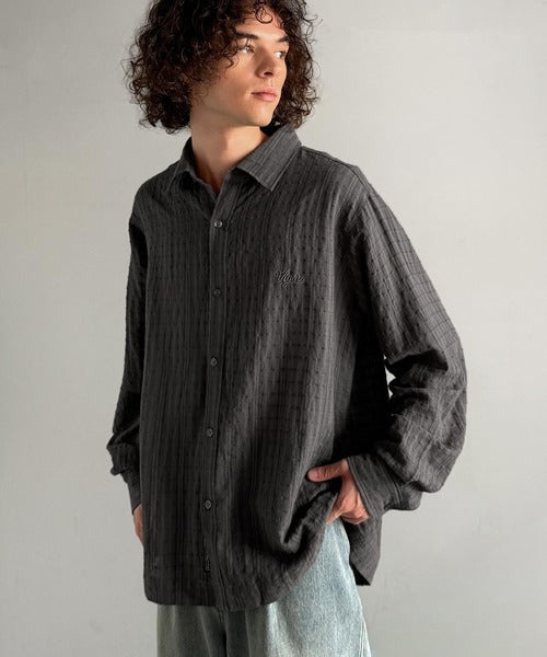 【Classical Origin】「凹凸感の存在感。」綿100％胸元刺繍入りドビー織シャツ（長袖）／Dobby Weave  Embroidered Shirt co1320003
