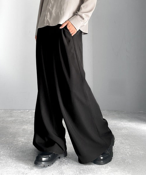 「美しさはタックから。」3タックY2Kスーパーワードスラックス／Three-Tuck Y2K Super Wide Trousers co1150005