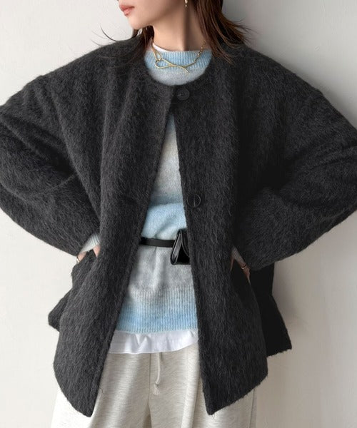 【Classical Evon】品格レディ。頑張らないのに、ちゃんと素敵。シャギー素材ノーカラーシングルコート（ミドル丈） ev1240133