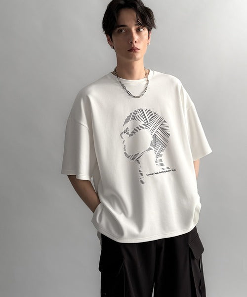 「視線を独り占め。」フェイスグラフィックオーバーサイズTシャツ／Face Graphic Oversized Double-Knit T-Shirt co1010006