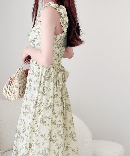 【mily bilet】存在感抜群の主役級item。花柄シフォンバルーンキャミワンピース mi1139045