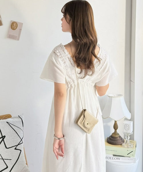 【mily bilet】甘さを抑えて上品に華やぐ。ナチュラルムードな レース使い楊柳フレアワンピース mi1019130