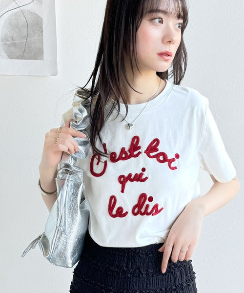 【mily bilet】着るだけでオシャレ感！ロゴプレート付きカラーフレンチコード刺繍Tシャツ(半袖) mi1329015