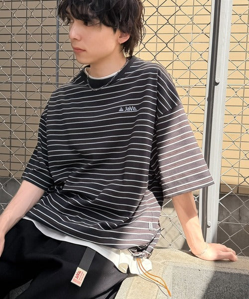 《JaVaジャバコラボ》【抗菌防臭機能付き】配色裾ドローコード付き 綿100％マルチボーダーTシャツ（オーバーサイズ） jo1150090