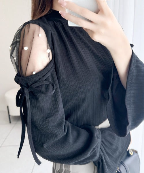 【mily bilet】どこから見ても胸キュンな贅沢デザイン。肩チュールシアーパール付きリブリボンカットソー mi1139043