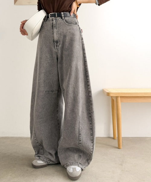 《JaVaジャバコラボ》ゆるっと可愛い、最旬シルエット。バレルレッグワイドカーブデニムパンツ jv1400004