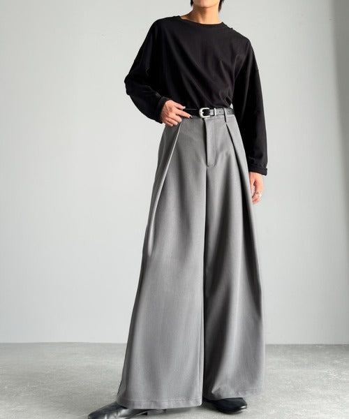 【Classical Origin】「袴型立体シルエット。」インタックワイドフレアスラックス／In-Tuck Design Wide Flared Pants co1150055