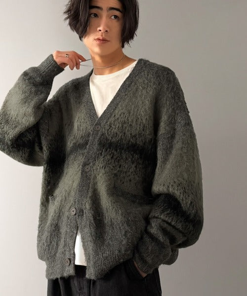 グラデーションボーダー柄Vネックニットカーディガン／Gradient Stripe V-Neck Cardigan co1150120