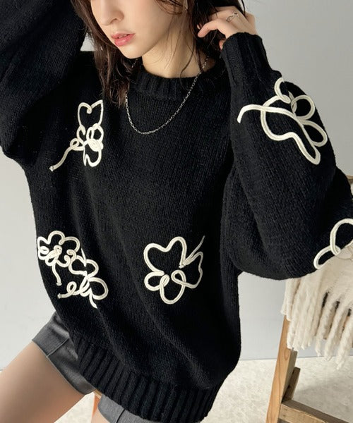 【mily bilet】秋冬のあったかニット。ウールライクフラワーコード刺繍ニットプルオーバーニット mi1149064