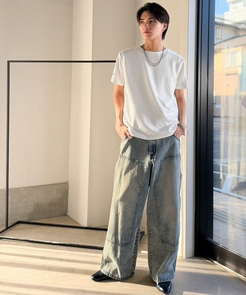 【接触冷感機能付き】肩切り替え袖刺繍ショート丈ダンボール素材Tシャツ／Shoulder Panel Cropped Double-Knit T-Shirt co1010055
