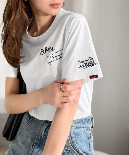 前後ダブル刺繍で、後姿だってぬかりなくかわいい♪ 綿100％グラフィック飛び刺繍Tシャツ (半袖) ce1260546
