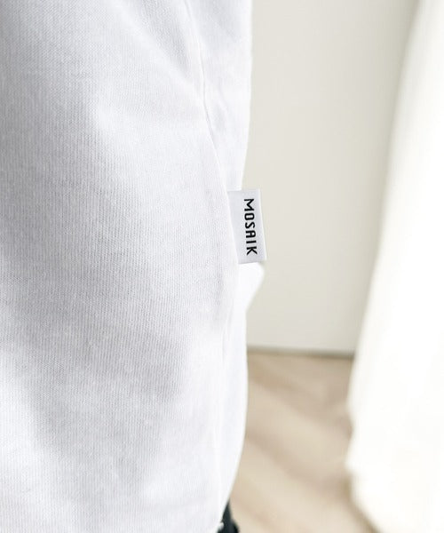 大人カジュアル。綿100％ワンポイントロゴTシャツ mo1310041