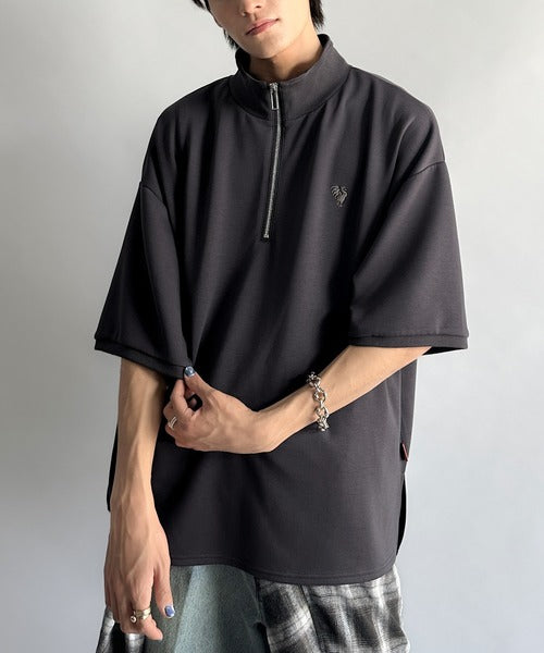 《JaVaジャバコラボ》遊び心もこなれ感もキメる。刺繍入りダンボール素材ジップ半袖Tシャツ jo1010008