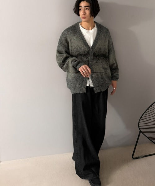 グラデーションボーダー柄Vネックニットカーディガン／Gradient Stripe V-Neck Cardigan co1150120