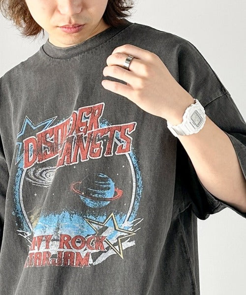 《JAVA ジャバコラボ》トレンドのヴィンテージ感が魅力。コットン100%グラフィックプリントピグメントビッグTシャツ jv1029051