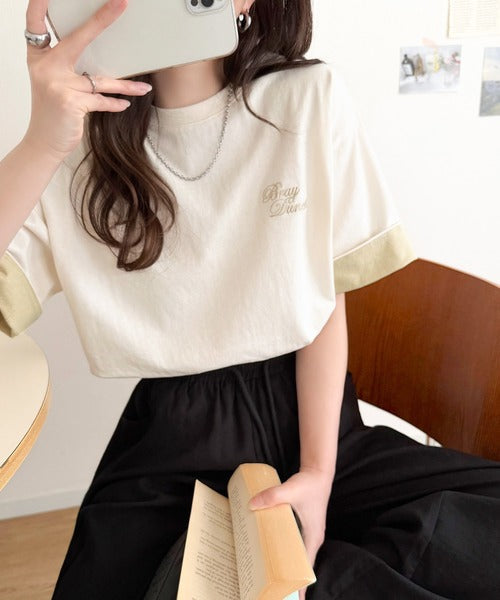 《JaVaジャバコラボ》大人の色魅せ、軽やかに映える。綿100％ 胸刺繍入り 袖配色切り替え Tシャツ（半袖） jv1330106