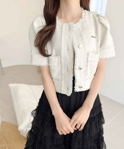 【mily bilet】女性らしさ漂う。ロゴプレート使い半袖ラメ入りツイードジャケット mi1019084