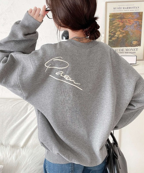 シーズンムード漂う。バック刺繍ロゴ裏起毛スウェットプルオーバー ce1260248